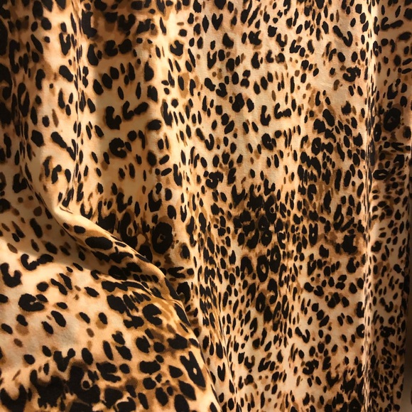 Lularoe Leopard Print Lynnae Size Medium - Picture 2 of 3